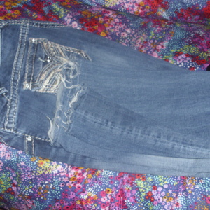 Vigoss blue jeans size 18 ladies is being swapped online for free