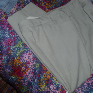 Counterparts grey capri's size 18 is being swapped online for free