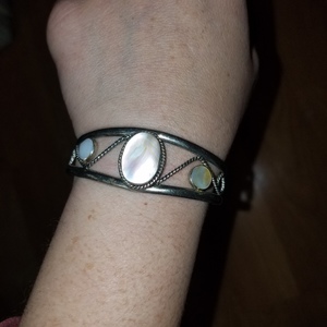Vintage Abalone Bracelet is being swapped online for free