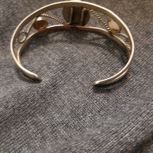 Vintage Abalone Bracelet is being swapped online for free