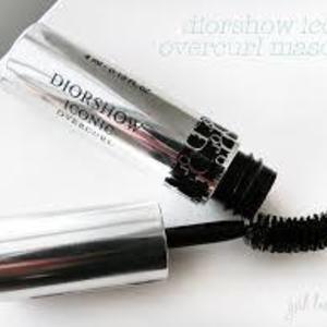 Dior Iconic show mascara - deluxe sample is being swapped online for free