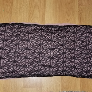Infiniti Scarf is being swapped online for free