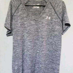 Under Armour V neck XL is being swapped online for free