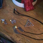 Harry Potter Handmade Necklace, Earrings, and Deathly Hallows Pendant is being swapped online for free