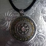 Lia Sophia medallion necklace is being swapped online for free
