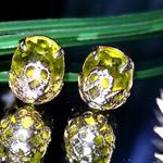 Antique/vintage earrings is being swapped online for free