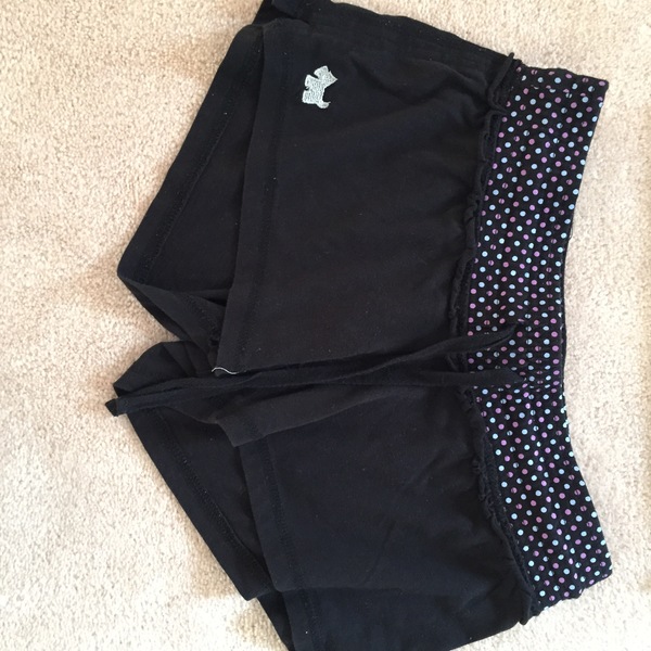 Polka dotted sleep shorts with dog embroidery is being swapped online for free
