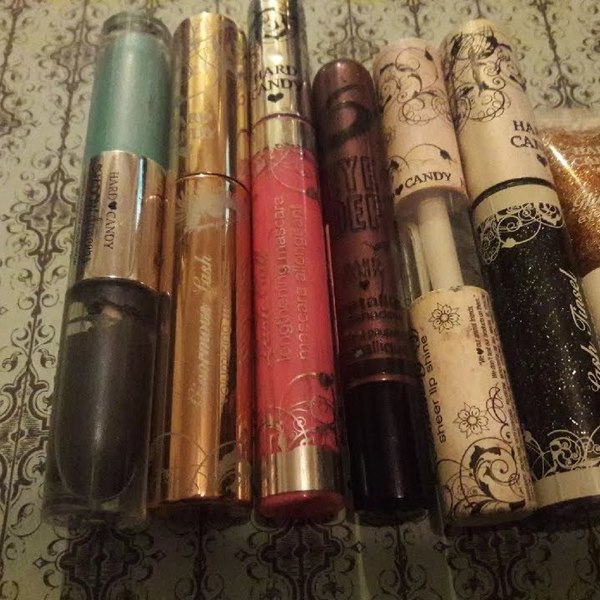 Hard Candy brand makeup lot new is being swapped online for free