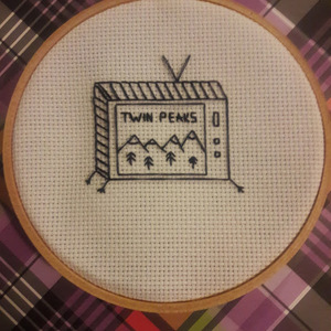 Twin Peaks minimalist cross stitch is being swapped online for free