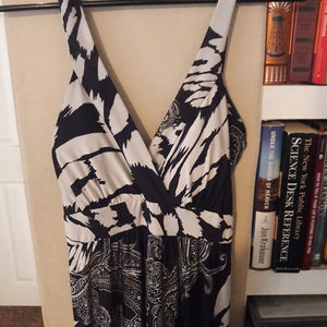 Black and white long dress is being swapped online for free