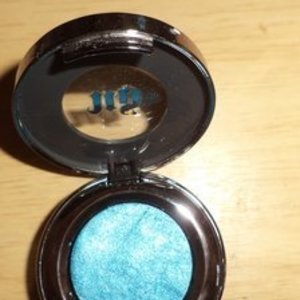 Urban Decay haight eyeshadow is being swapped online for free
