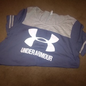 pending! under aroumer tee  is being swapped online for free