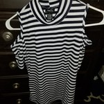 Cold shoulder top is being swapped online for free