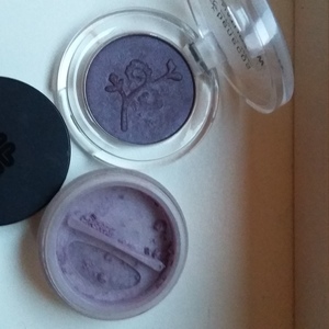 2 purple eyeshadows, cruelty free, Lily Lolo, Benecos is being swapped online for free