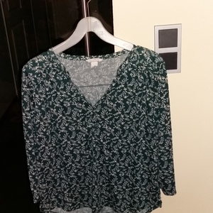 H&M green flower blouse soft feel L is being swapped online for free
