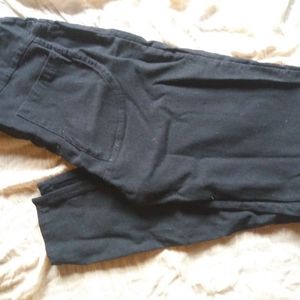 Freshiana butt lift leggings Size S is being swapped online for free