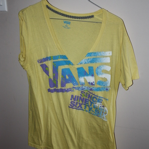Vans yellow top, size large, V-neck is being swapped online for free