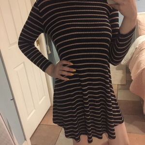 American Eagle Striped Dress is being swapped online for free