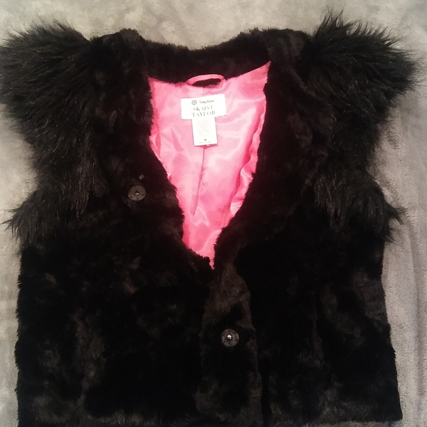 Fur Jacket from Neiman Marcus is being swapped online for free