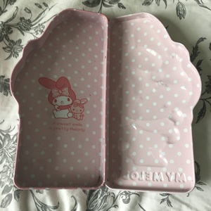 School Supplies is being swapped online for free