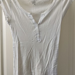 White Old Navy top is being swapped online for free