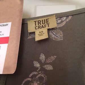 True craft X-Small Romper is being swapped online for free