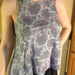 Patterned summer top from American Eagle is being swapped online for free