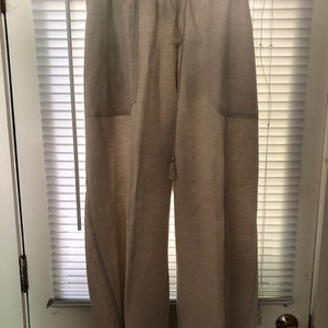 Gauzy Summer Pants is being swapped online for free