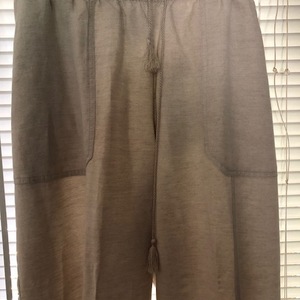 Gauzy Summer Pants is being swapped online for free