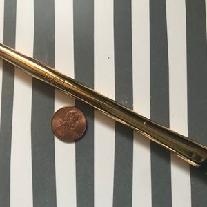Tarte double ended gold eyeshadow brush NEW is being swapped online for free