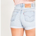 Vintage Levi 505 cutoff shorts is being swapped online for free