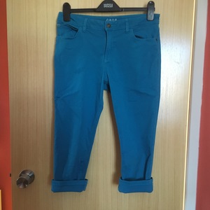 Bright Blue Cropped Jeans M&S UK 12 is being swapped online for free