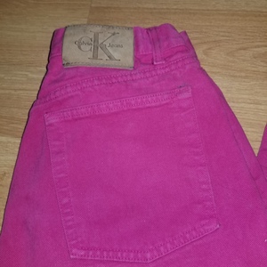 Calvin Klein Vintage Jeans is being swapped online for free