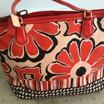 Coach handbag is being swapped online for free