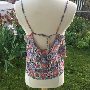 New W/Tags Size M Tank Top is being swapped online for free