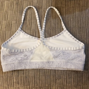 Lululemon Sports Bra 6 is being swapped online for free