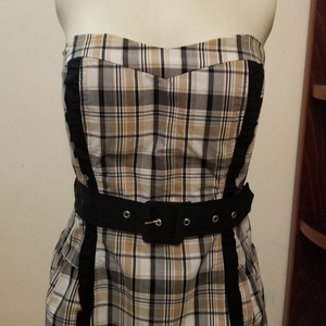 Strapless Plaid Top sz M is being swapped online for free