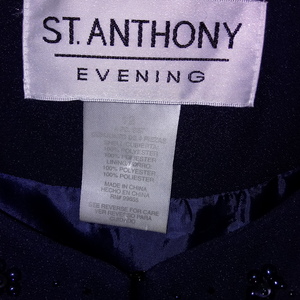 Georgous Navy 2 piece Pants Suite.  is being swapped online for free