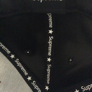 Supreme SnapBack box logo is being swapped online for free