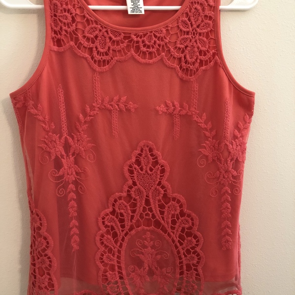 Embroidered Pink Lace Sleeveless Top is being swapped online for free