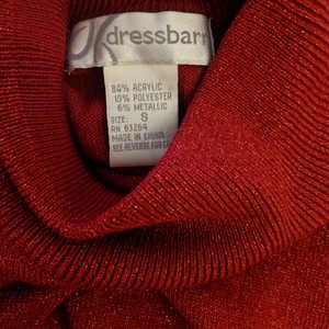 Beautiful Sleeveless Sparkle Red Top is being swapped online for free