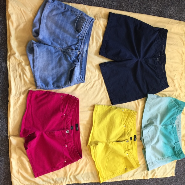 Stylish shorts-size 12 in excellent condition is being swapped online for free