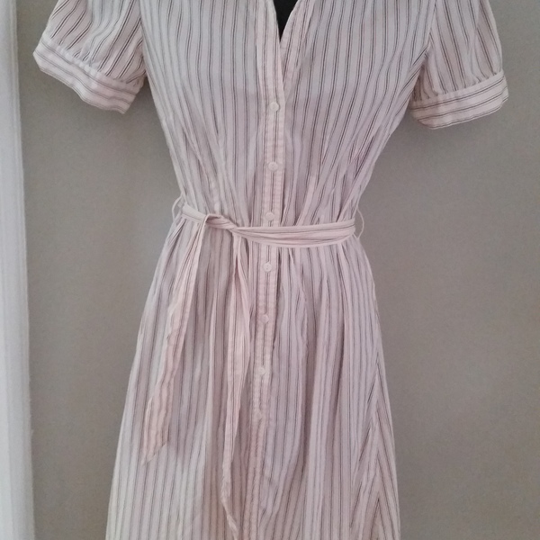 Red, White, and Blue H&M Button Up Shirtdress is being swapped online for free