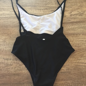NWOT Swimsuit is being swapped online for free