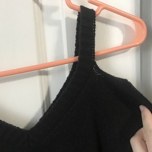 Black Arizona Sweater Size L  is being swapped online for free