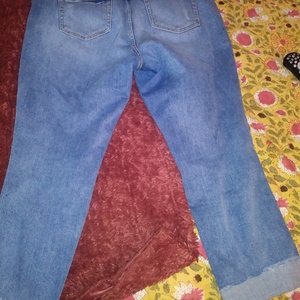 Torrid size 16 distressed jeans is being swapped online for free