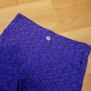 Work out Leggings Sz M is being swapped online for free