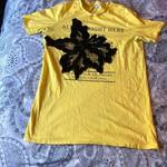 yellow tshirt  is being swapped online for free