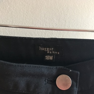 Haggar petite 18w Black long dress pants  is being swapped online for free