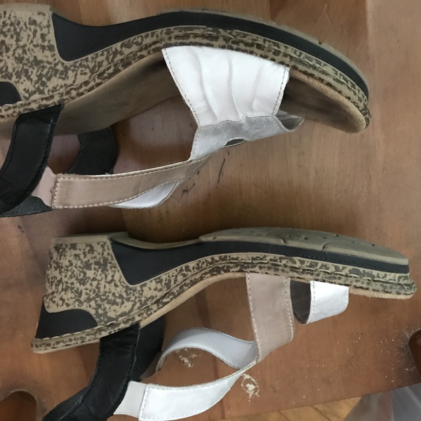 Hush puppy type shoes, 2 inch wedge, white, tan, and black straps, comfortable, size 7.5 is being swapped online for free